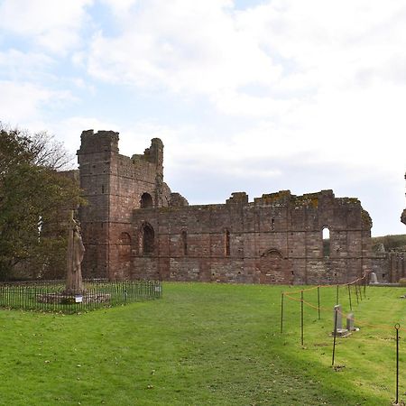 Lower Bamburgh View Holy Island of Lindisfarne Kültér fotó